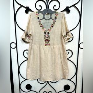 #16 entro Embroidered Babydoll Dress size M